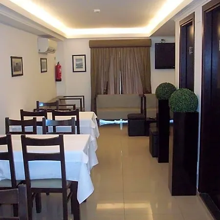 Residencia S. Francisco Hotel